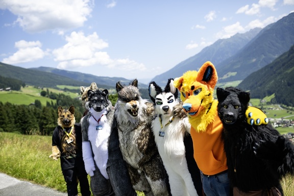 Lake Side Furs 2023 988